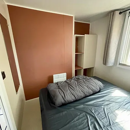 La Yole Mobilhome Premium 6 Pers Avec Terrasse Lounge *