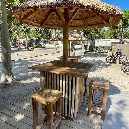 La Yole Mobilhome Premium 6 Pers Avec Terrasse Lounge Kemping Vendres