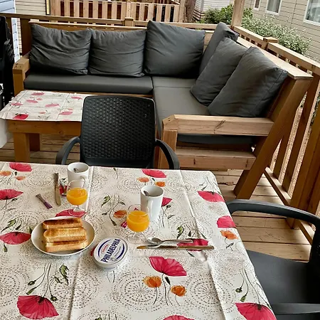 Kemping La Yole Mobilhome Premium 6 Pers Avec Terrasse Lounge Vendres