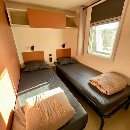 La Yole Mobilhome Premium 6 Pers Avec Terrasse Lounge Kemping Vendres